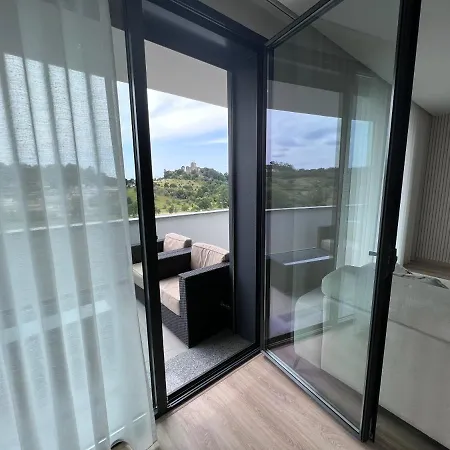 Castelo View