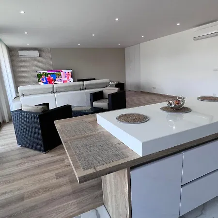 Castelo View Apartment *