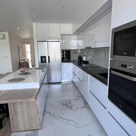 Apartman Castelo View *