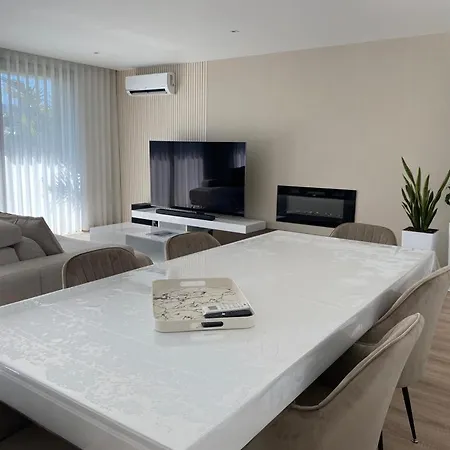 דירה Castelo View